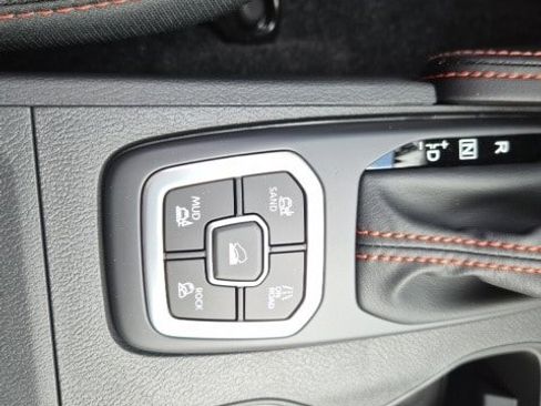 New 2026 Nissan Frontier PRO-4X w/ Pro-4x Convenience Package image 26