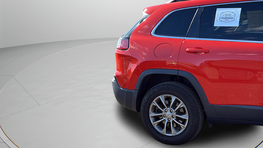 Used 2021 Jeep Cherokee Latitude Lux w/ Comfort/Convenience Group AWD/4WD image 28