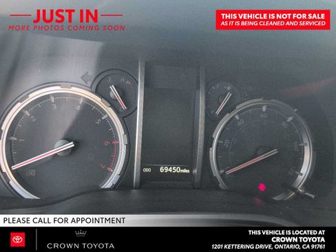 Used 2023 Toyota 4Runner TRD Off-Road Premium w/ Off Road Premium Plus Package AWD/4WD image 4