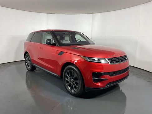 Used 2023 Land Rover Range Rover Sport SE AWD/4WD image 3