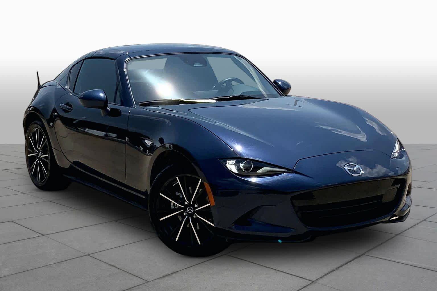 Used 2025 MAZDA MX-5 Miata RF Grand Touring RWD image 3