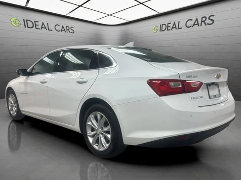 Used 2025 Chevrolet Malibu LT FWD image 3