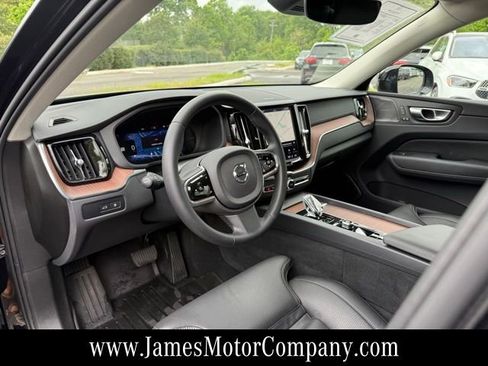 Used 2024 Volvo XC60 T8 Ultimate AWD/4WD image 13