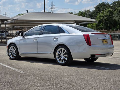 Used 2016 Cadillac XTS Luxury w/ Driver Awareness Package FWD image 5