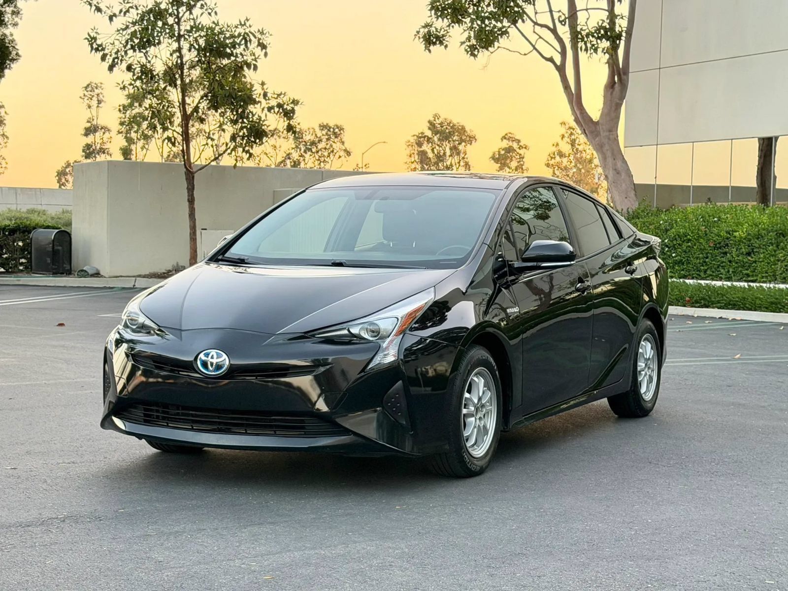 Used 2016 Toyota Prius Three FWD image 8
