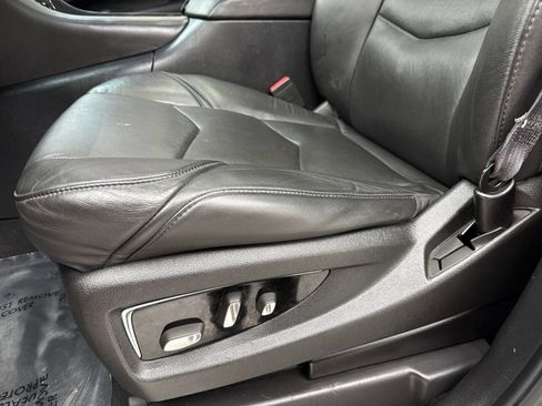 Used 2016 Cadillac Escalade Premium AWD/4WD image 36