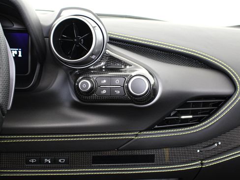 Used 2022 Ferrari F8 Tributo RWD image 46