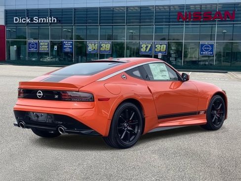 New 2024 Nissan Z Performance w/ Heritage Edition image 3