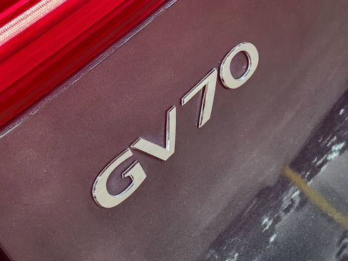 Used 2024 Genesis Electrified GV70 w/ Prestige Package AWD/4WD image 21