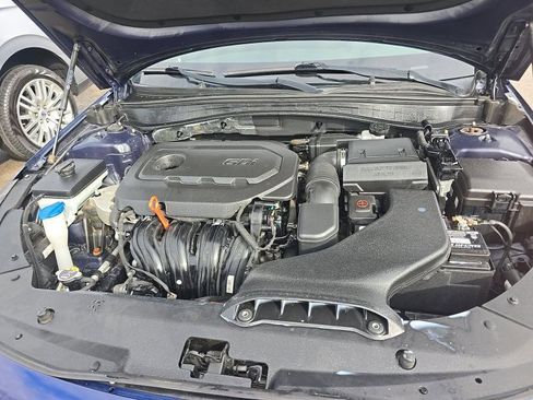 Used 2019 Kia Optima LX image 10