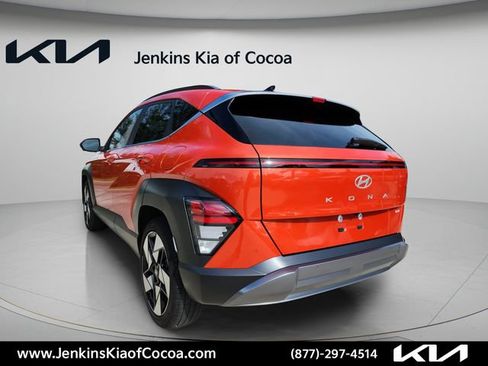 Used 2024 Hyundai Kona Limited FWD image 7