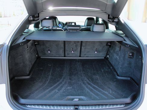 Used 2018 BMW 640i Gran Turismo xDrive w/ Luxury Seating Package image 13