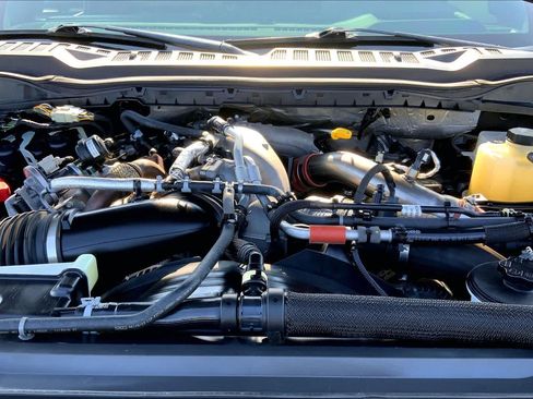 Used 2023 Ford F350 Lariat w/ Lariat Ultimate Package AWD/4WD image 29