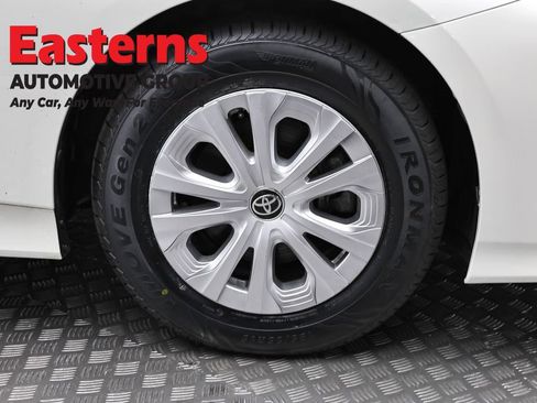 Used 2020 Toyota Prius Prime LE w/ Carpet Mat Package FWD image 30
