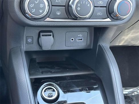 New 2025 Nissan Versa SV w/ Trunk Package image 22