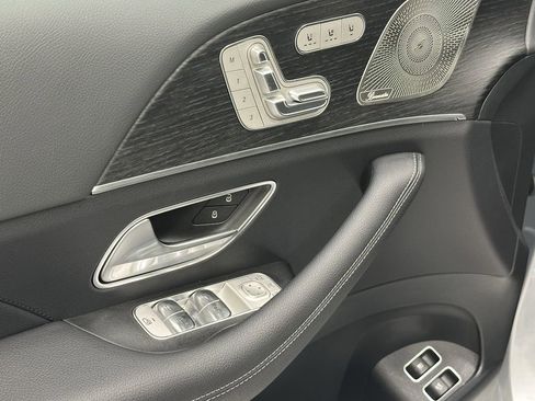 New 2026 Mercedes-Benz GLE 450e 4MATIC image 11