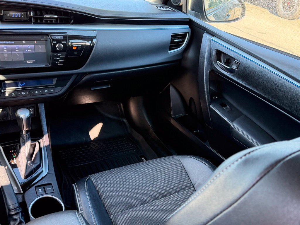 Used 2015 Toyota Corolla S FWD image 20