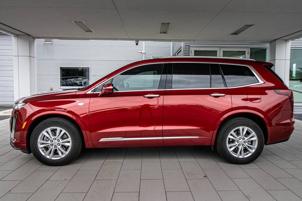 Used 2023 Cadillac XT6 Luxury FWD image 12