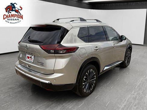 Used 2026 Nissan Rogue Platinum w/ Platinum Premium Package AWD/4WD image 5