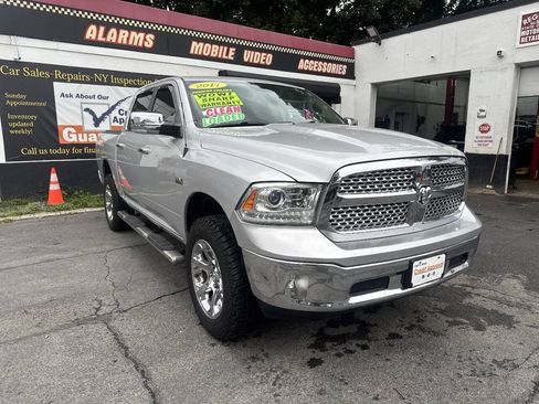 Used 2017 RAM 1500 Laramie AWD/4WD image 4
