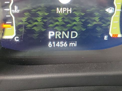 Used 2022 Jeep Gladiator Overland w/ Cold Weather Group image 27