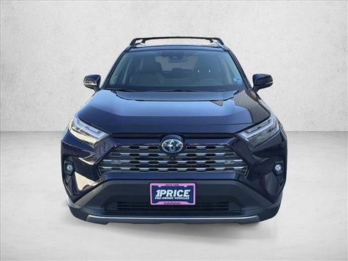 Used 2022 Toyota RAV4 Limited image 2