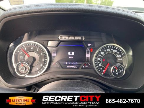 Used 2023 RAM 1500 Laramie AWD/4WD image 18