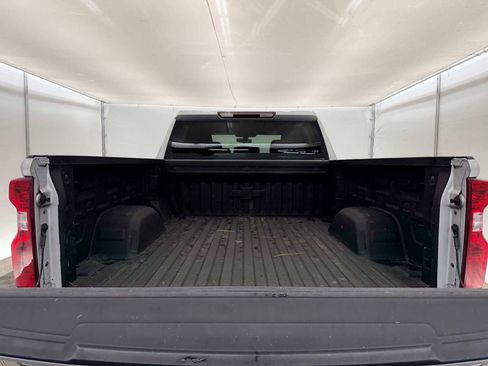 Used 2022 Chevrolet Silverado 1500 LT w/ Safety Package image 33