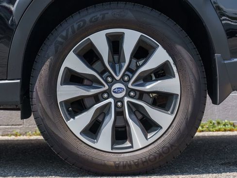 Used 2025 Subaru Outback Touring XT AWD/4WD image 13