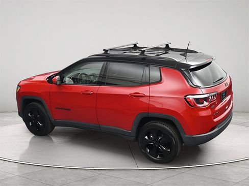 Used 2020 Jeep Compass Latitude image 14