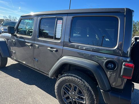 New 2026 Jeep Wrangler Sport S AWD/4WD image 10