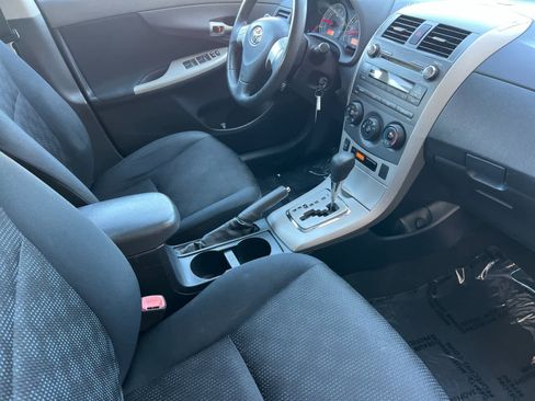 Used 2010 Toyota Corolla S image 16