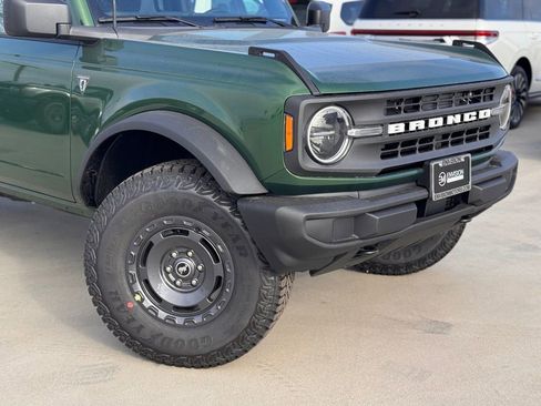 New 2025 Ford Bronco 4-Door w/ Sasquatch Package image 3