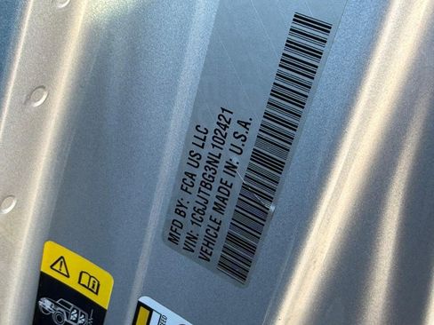 Used 2022 Jeep Gladiator Rubicon w/ LED Lighting Group image 25