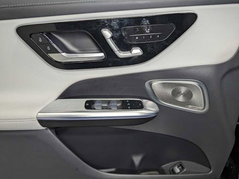 Certified 2023 Mercedes-Benz GLC 300 4MATIC image 36