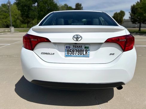 Used 2017 Toyota Corolla SE FWD image 8