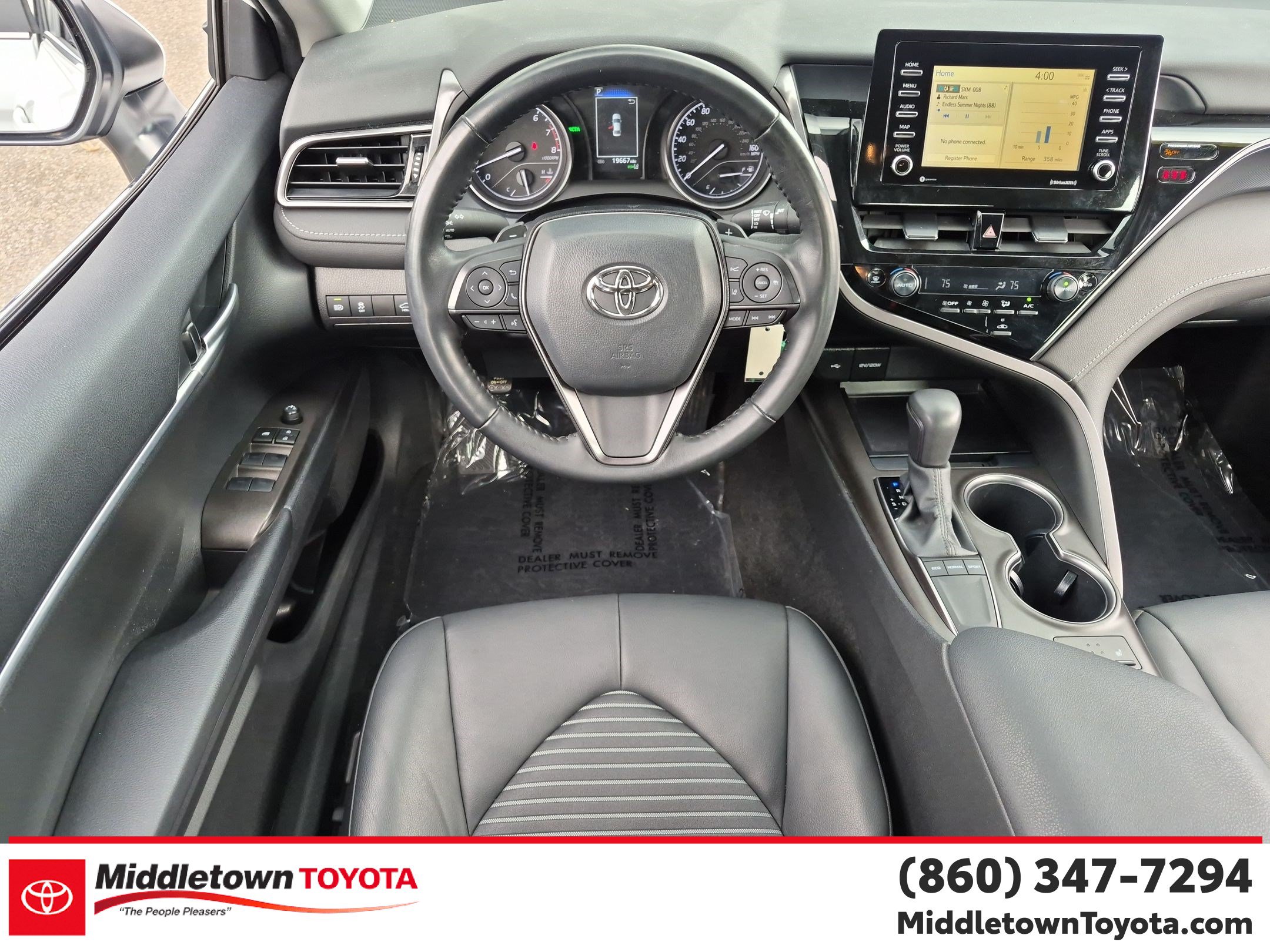 Used 2024 Toyota Camry SE w/ Cold Weather Package FWD image 29