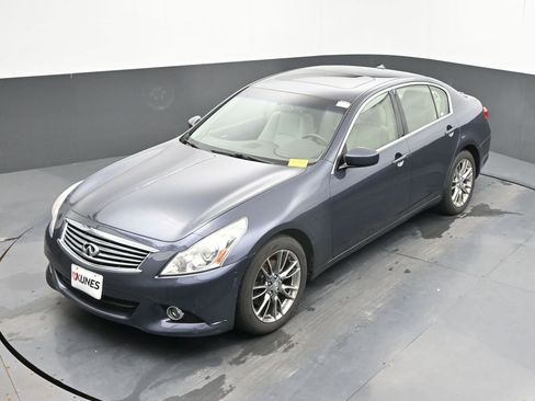 Used 2012 INFINITI G37 x Sedan w/ Premium Pkg AWD/4WD image 16