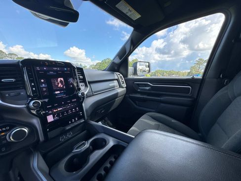 Used 2025 RAM 1500 Big Horn AWD/4WD image 27