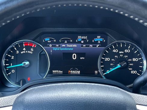 Used 2020 Ford F350 Lariat w/ Chrome Package image 22