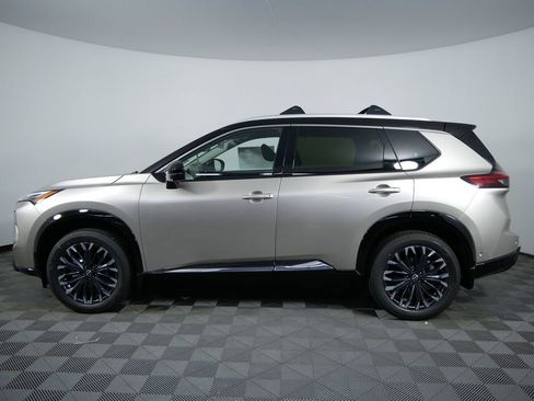 Used 2025 Nissan Rogue Platinum w/ Platinum Premium Package image 5