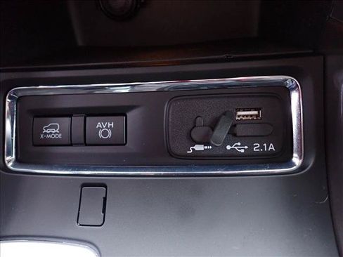 Used 2020 Subaru Ascent Premium w/ Convenience Package AWD/4WD image 19