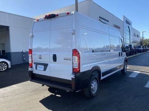 Used 2023 RAM ProMaster 2500 image 8