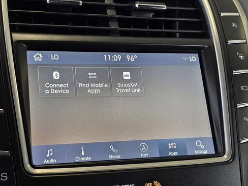 Used 2020 Lincoln Nautilus Reserve AWD/4WD image 26