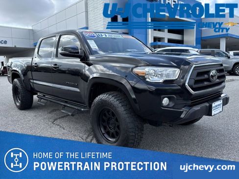 Used 2023 Toyota Tacoma SR5 w/ Technology Package AWD/4WD image 1
