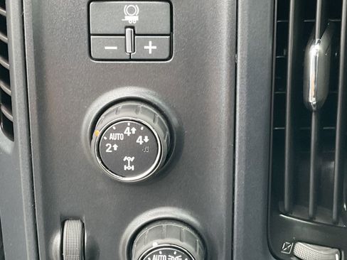 Used 2016 Chevrolet Silverado 1500 W/T image 22