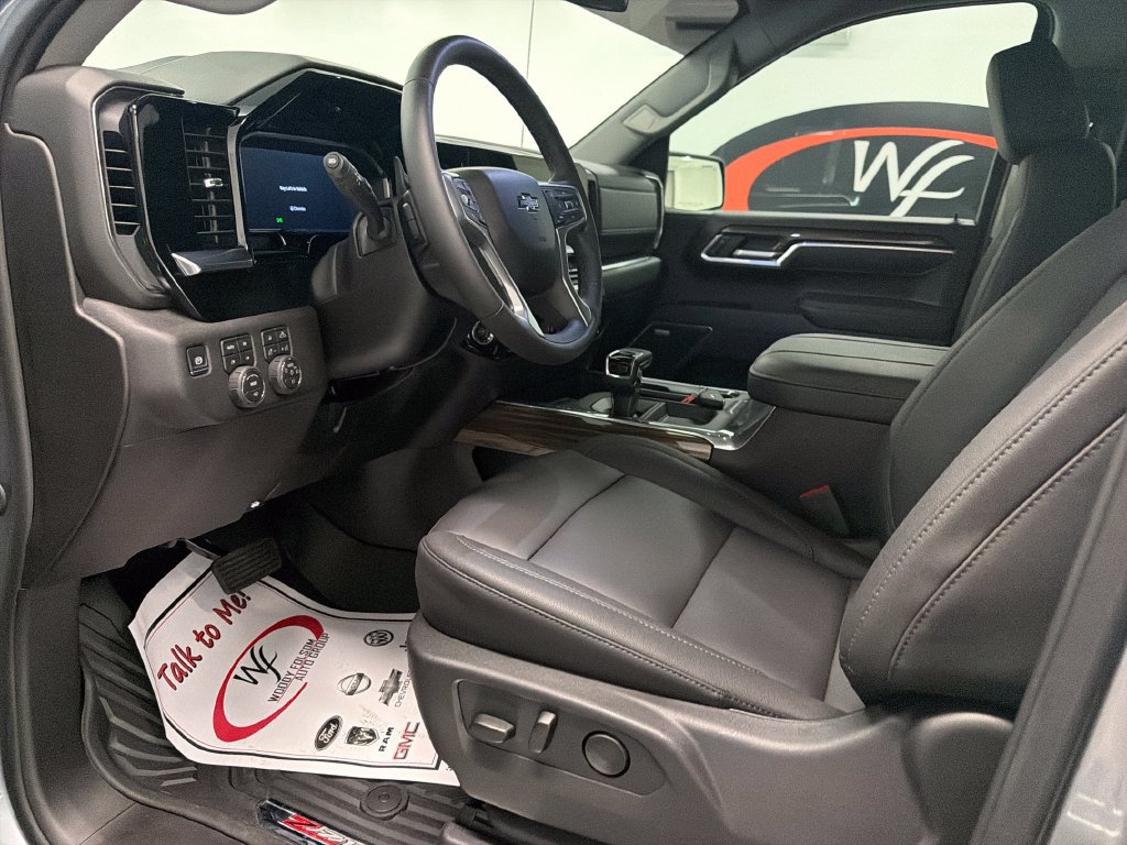 New 2026 Chevrolet Silverado 1500 RST w/ RST All Star Premium Package AWD/4WD image 25