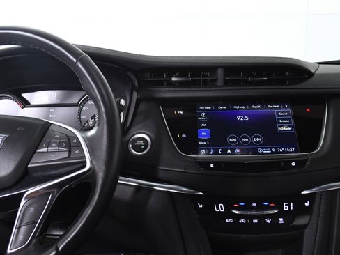 Used 2024 Cadillac XT5 Premium Luxury image 16