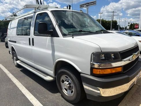 Used 2021 Chevrolet Express 2500 w/ Driver Convenience Package RWD image 2