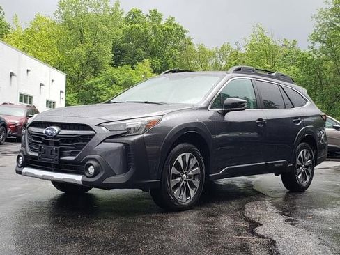 Used 2024 Subaru Outback Limited image 8